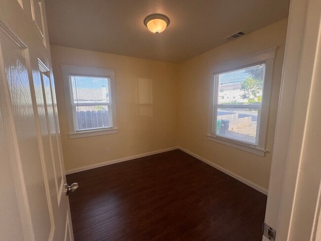 Photo - 285-289 Sunset Boulevard Unit 285