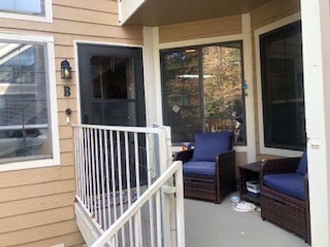 Building Photo - Powderhorn Condo Unit B