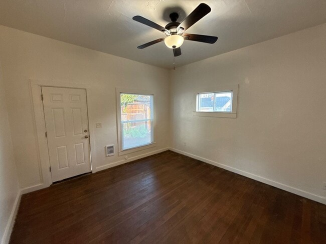 Photo - 1353 Commercial St SE