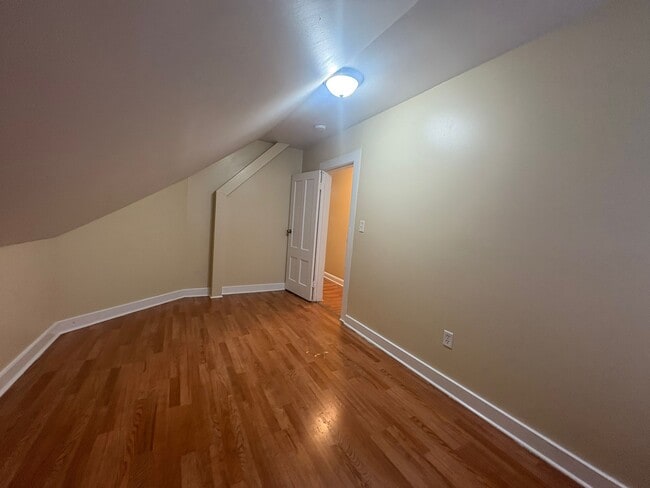 Photo - 751 George St Unidad 3