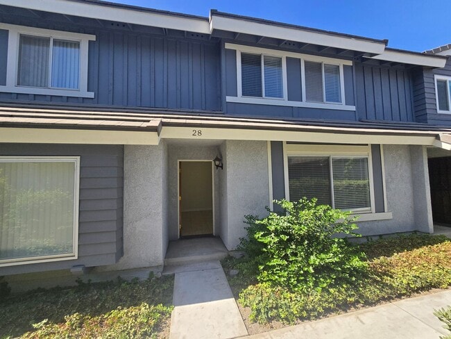 Beautifully renovated 3 Bed, 2 Bath condo! - Beautifully renovated 3 Bed, 2 Bath condo!