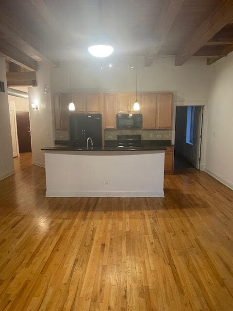 Photo - 500 N Damen Ave Unit Loft property