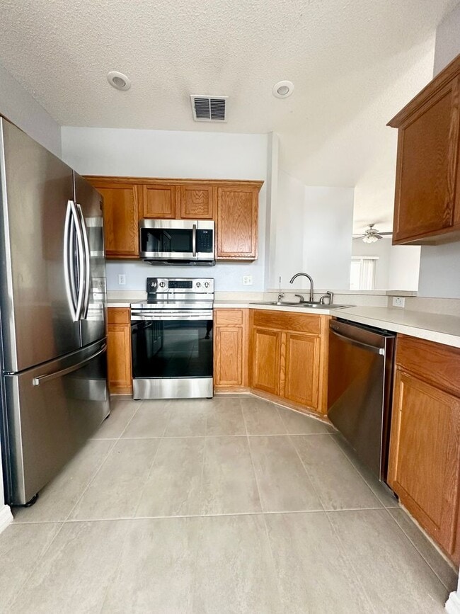Photo - 4903 Waterside Pointe Cir