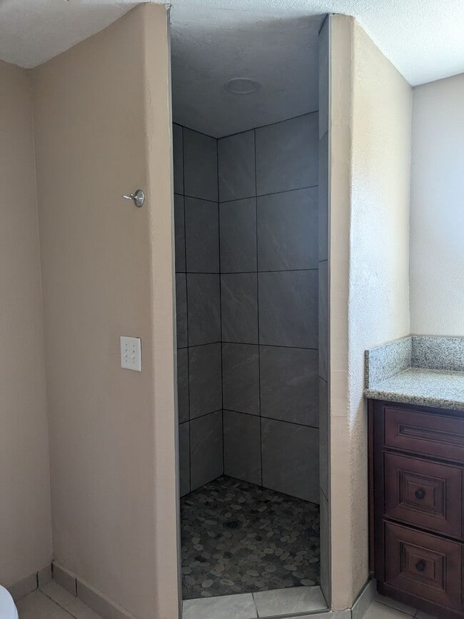 Photo - 2 Bedroom, 1 Bath Mobile Home in Bullhead City