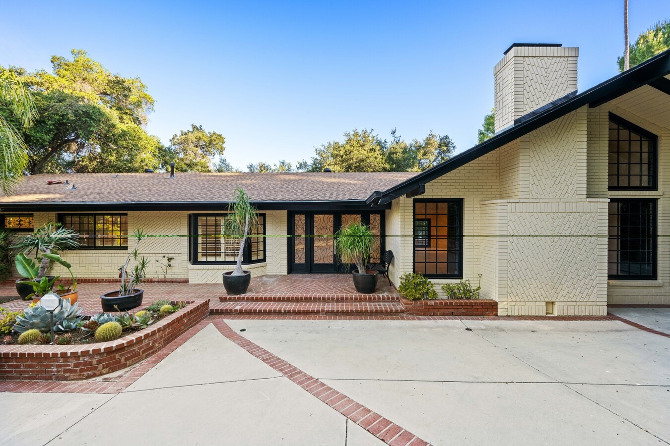 Photo - 17449 Sumiya Dr