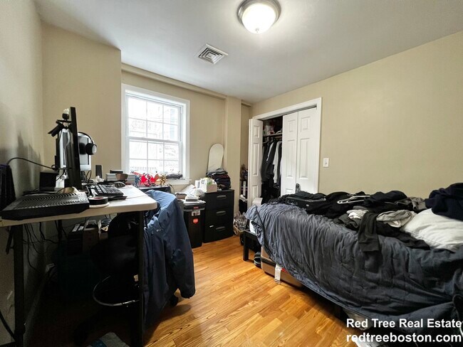 Photo - 57 Day St Unidad 57