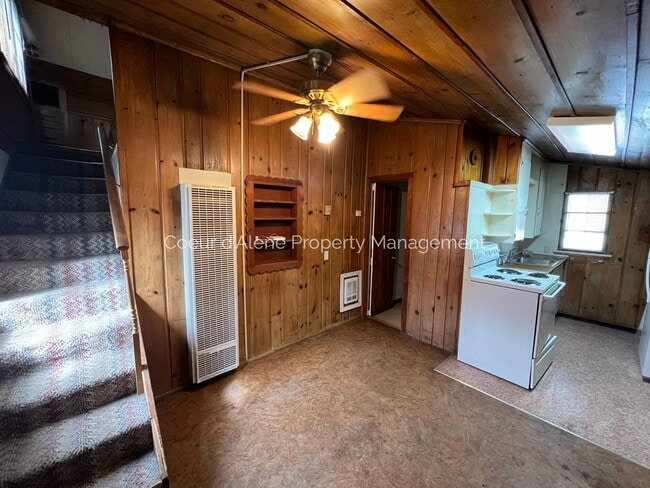 Photo - 518 S 10th Pl