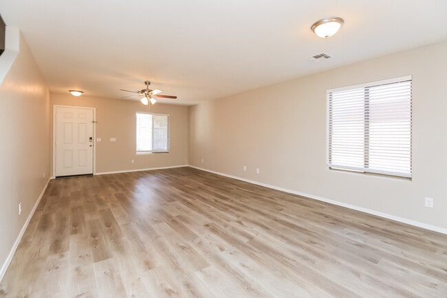 Photo - 2328 E Meadow Chase Dr