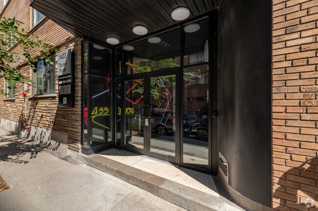 Photo - 1433 Rue Towers