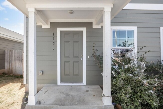 Photo - 1125 Largemouth Ln