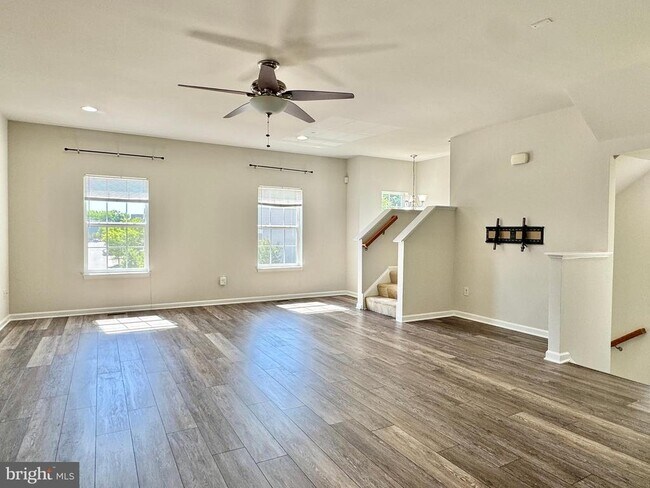 Photo - 312 Wilkinson Dr