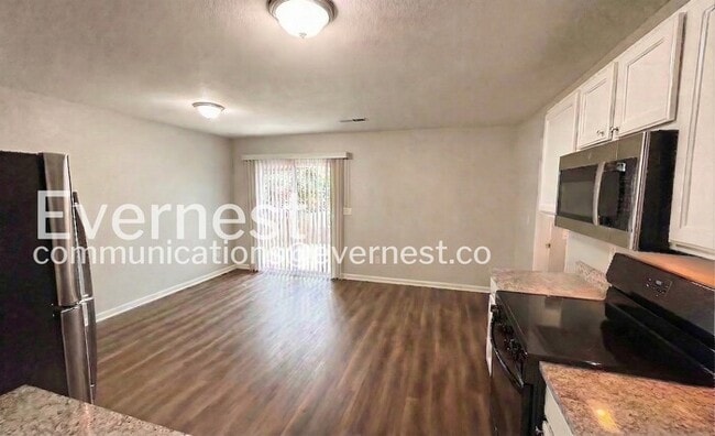 Photo - 124 Blackwell Ct