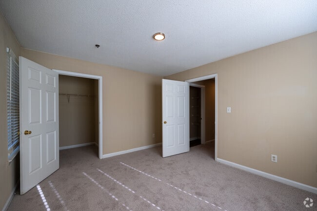 3BR, 2BA - 1480SF - Walden Pointe