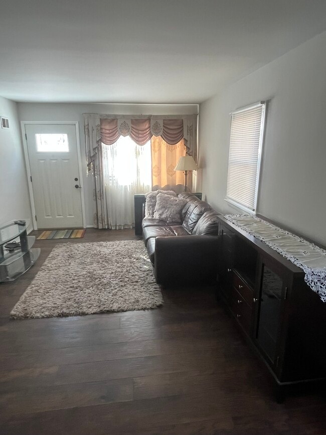 Photo - 1751 Anderson Road