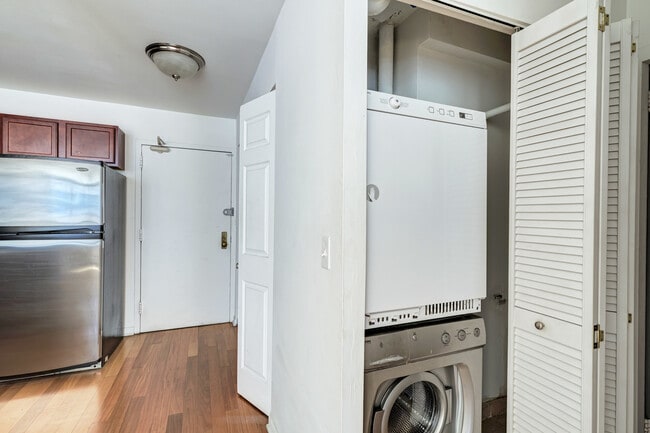 Photo - 222 E Pearson St Unit 203