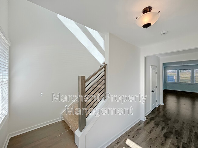 Photo - 1255 Westgate Vlg Dr