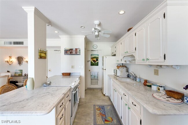 Photo - 2011 Gulf Shore Blvd N Unit #45