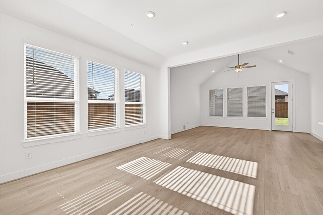 Photo - 4916 Northern Wds Dr