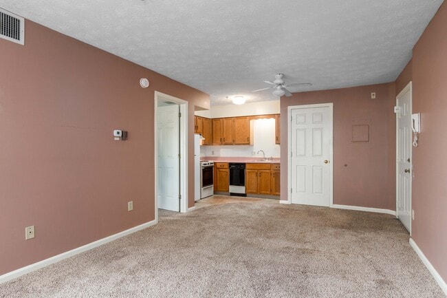 Photo - 10 Kellogg Rd Unit 239