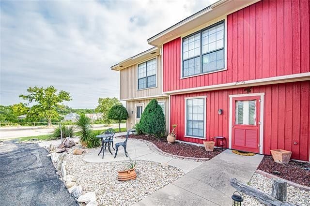 Photo - 6333 Kelly Dr