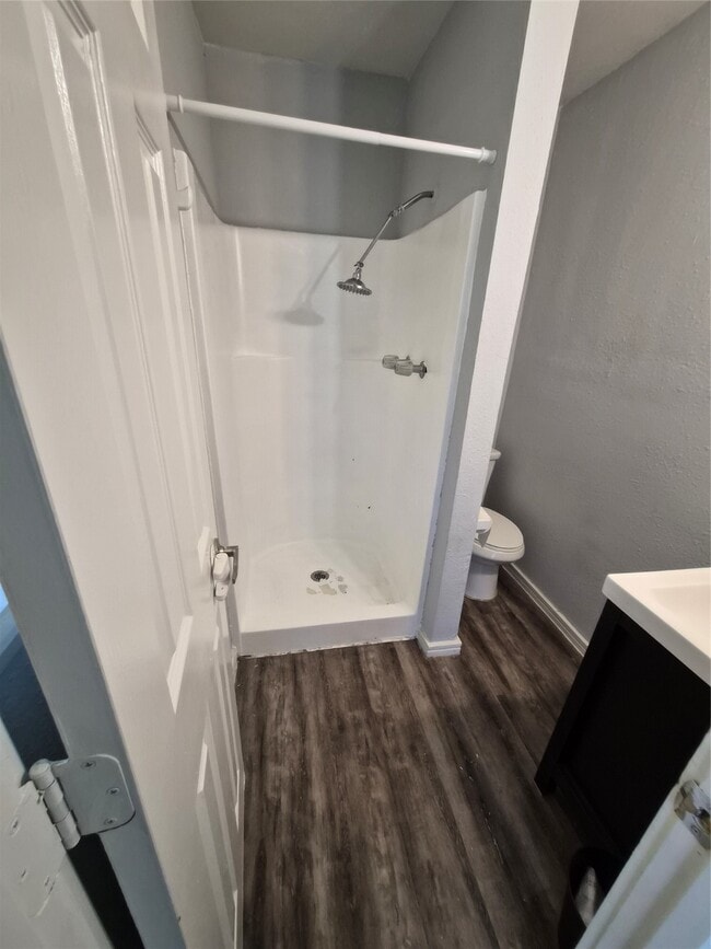 Photo - 12335 Roy Rd