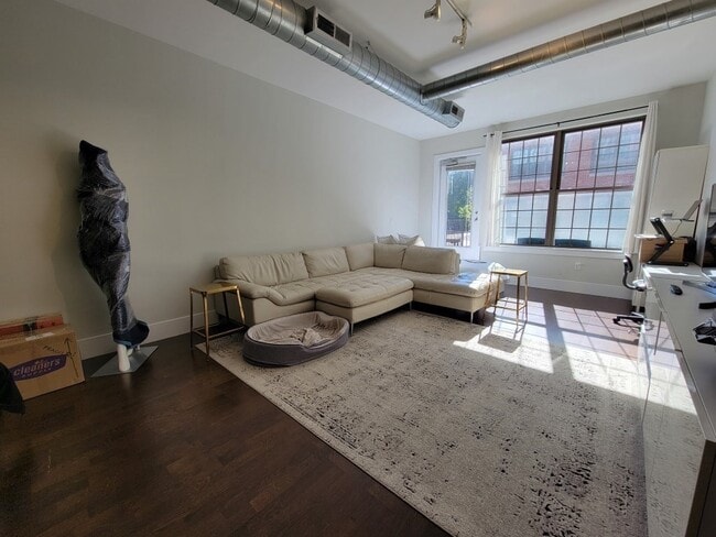 Photo - 154 W 2nd St Apartment Unit 108