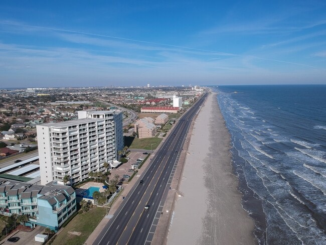 Building Photo - 7700 Seawall Blvd Unit 701 Rental