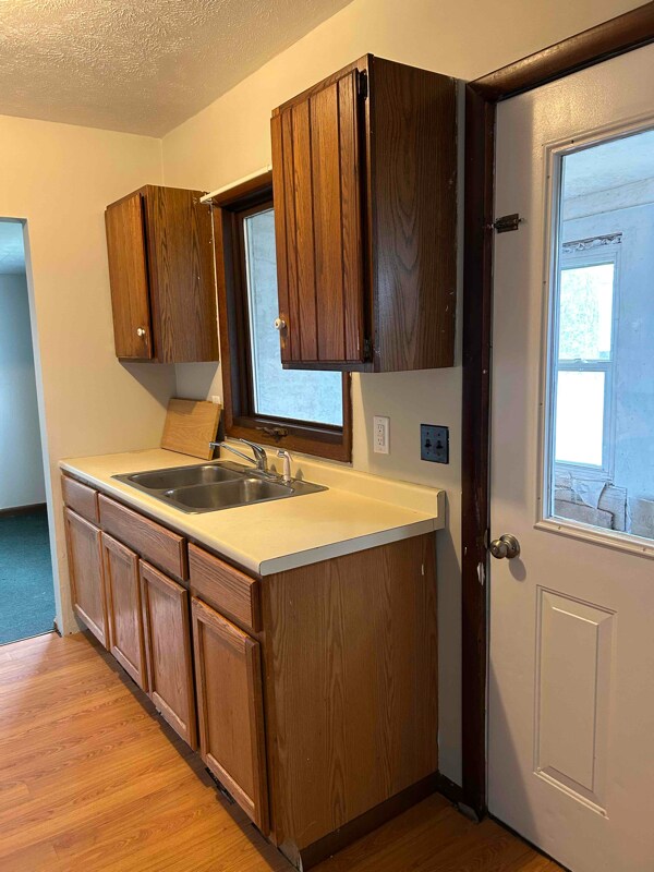 Photo - 515 Utica St