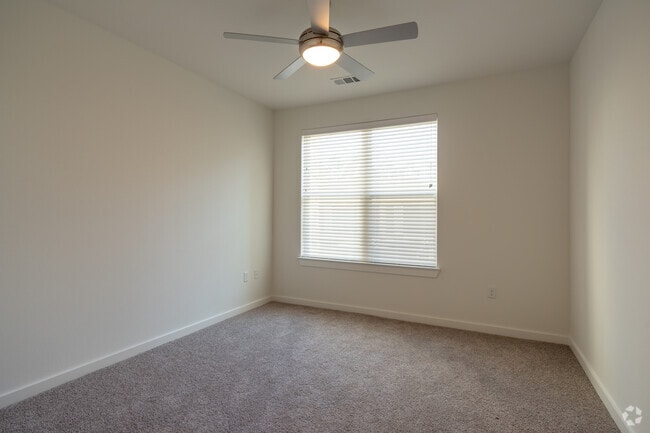 Photo - Delta Manor Apartments