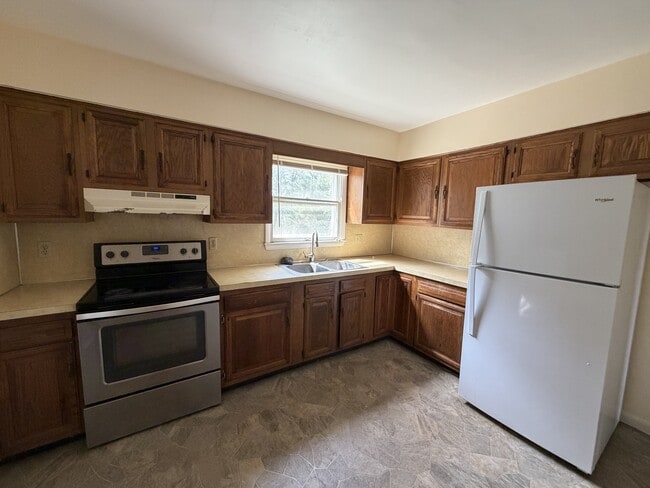 Photo - 8218 Brown Rd