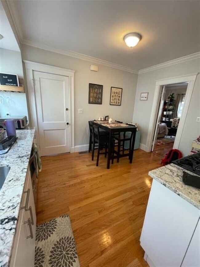 Photo - 34 Leonard St Unit 1