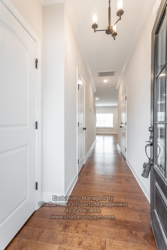 Photo - 4071 Inlet Lp