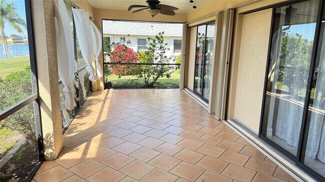 Photo - 2122 SE 6th Ave