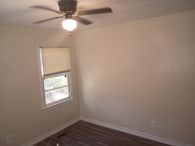 Photo - 3112 Revere St