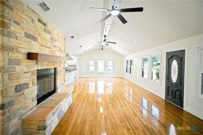 Photo - 456 Magazine Ave