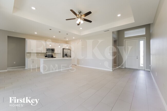 Photo - 4013 16th St W