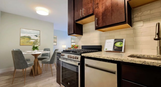 Photo - 456 W Barry Ave