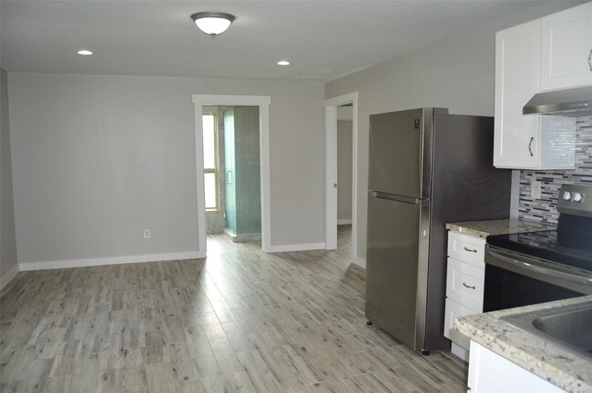 Photo - 29315 Burton Cemetery Rd