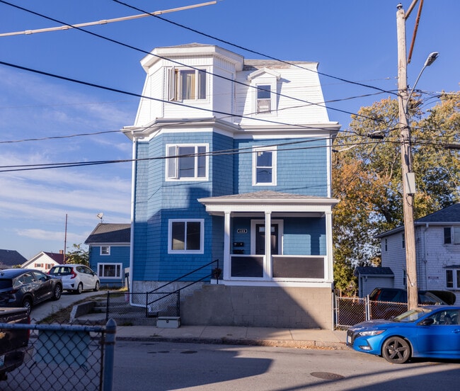 Building Photo - 400 Snell St Unit 1