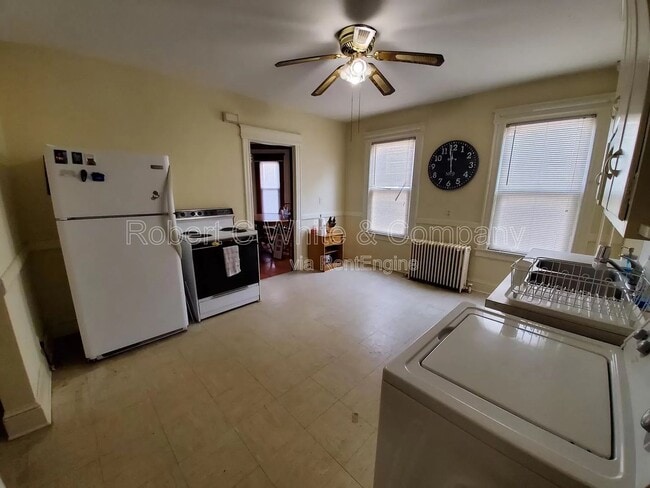 Photo - 137 Liberty St Unit 1