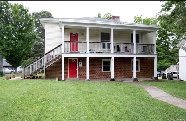 Building Photo - 407ES Unit A