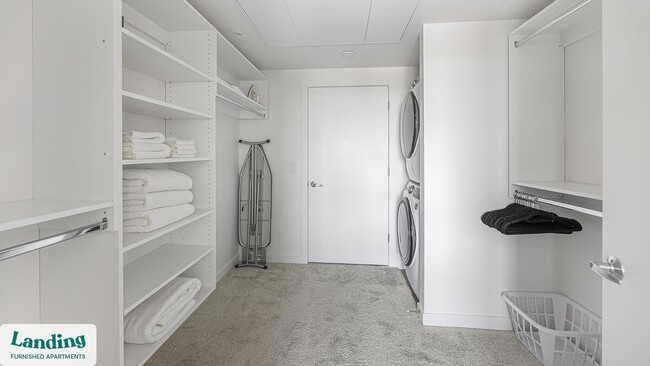 Photo - 707 S Farmer Ave Unidad 6024