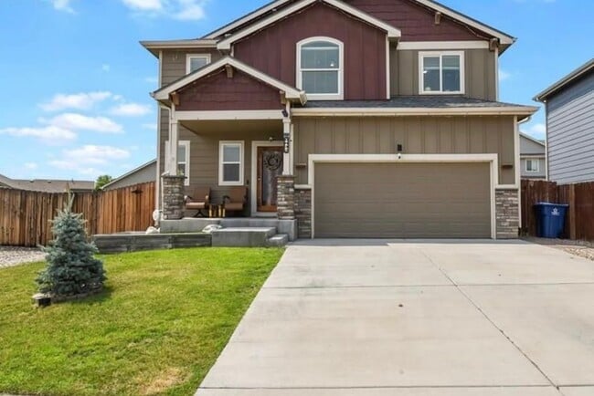 Photo - 6832 Galpin Dr
