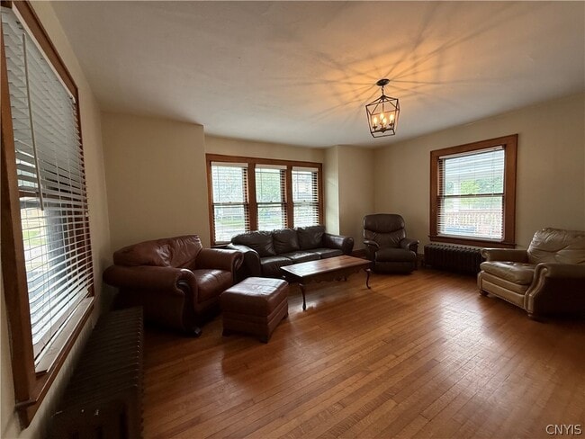 Photo - 936 Lancaster Ave