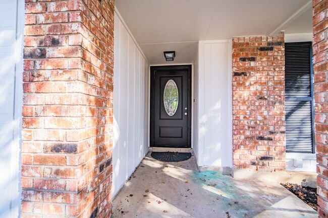 Photo - Updated 4 Bed / 2 Bath Home in Northwest San Antonio