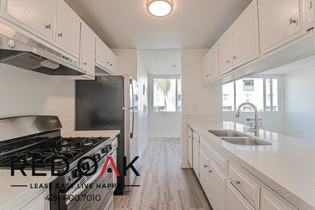 1500 S Gramercy Pl Unit 204