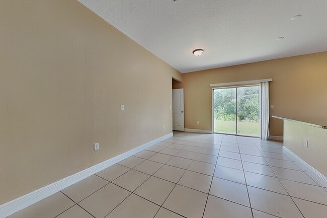 Photo - 5017 SW 165th Street Rd