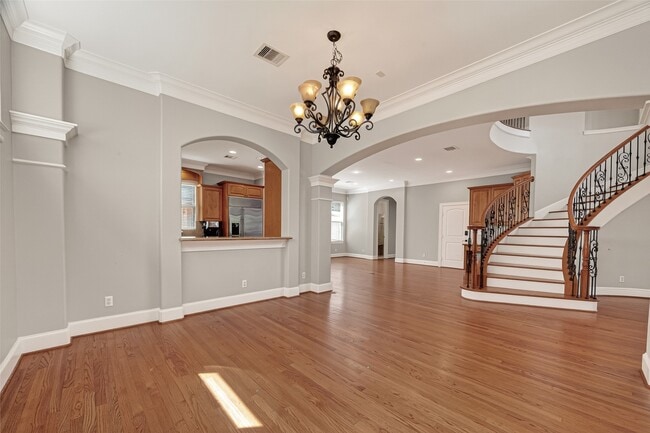 Photo - 5319 Fayette St