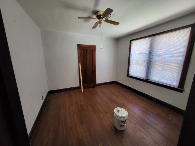 4937 Ralph Ave Unit 1