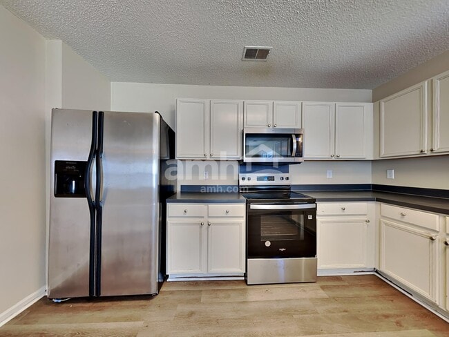 Photo - 186 Chemistry Cir